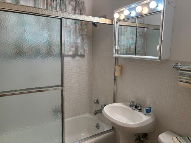 3832 Jackson St NE, Columbia Heights, MN 55421