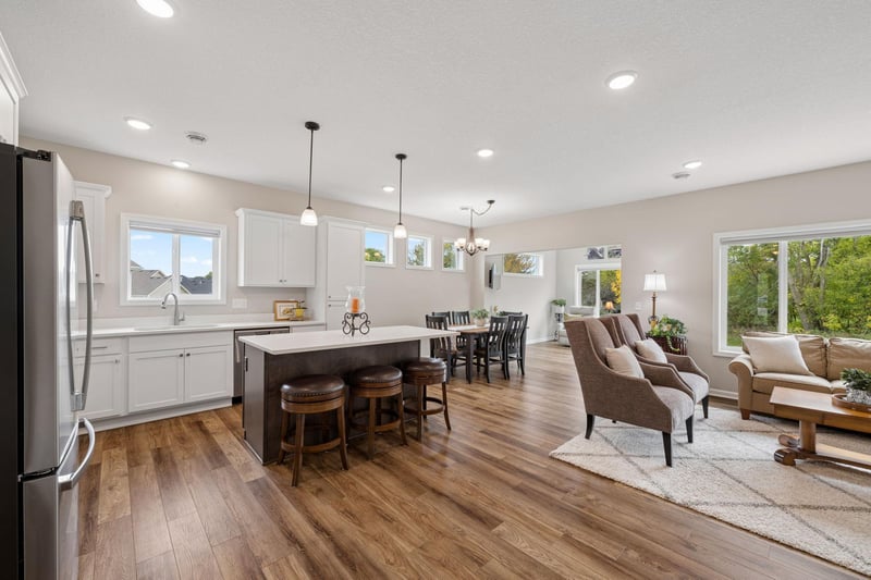 331 Riverview Cir, Hanover, MN 55341