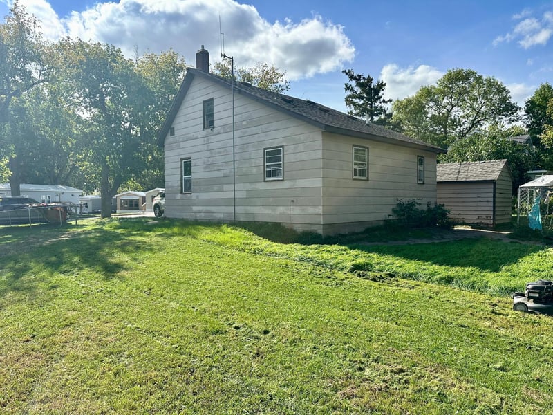222 Cedar Ave NE, Wadena, MN 56482