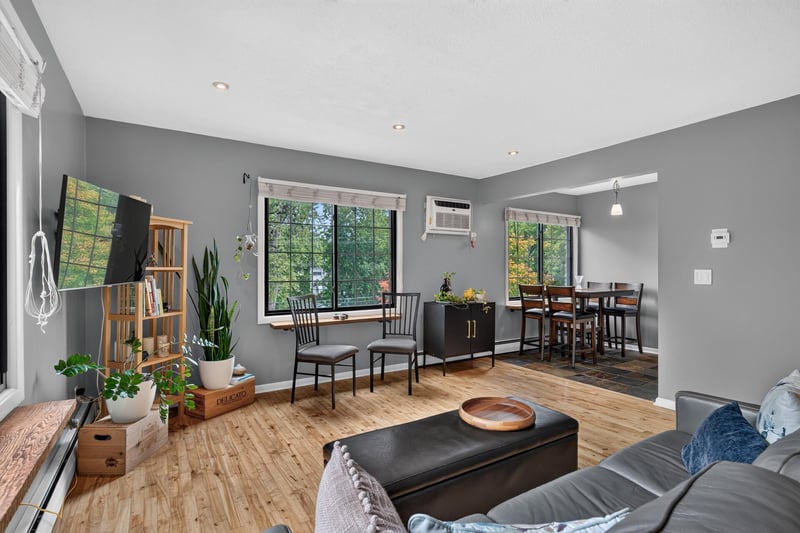 3844 Nicollet Ave #305, Minneapolis, MN 55409