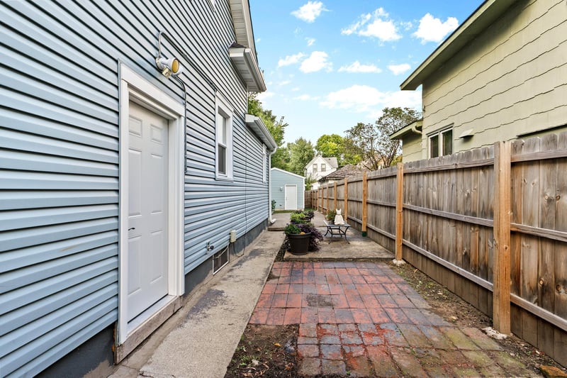 851 Blair Ave, Saint Paul, MN 55104