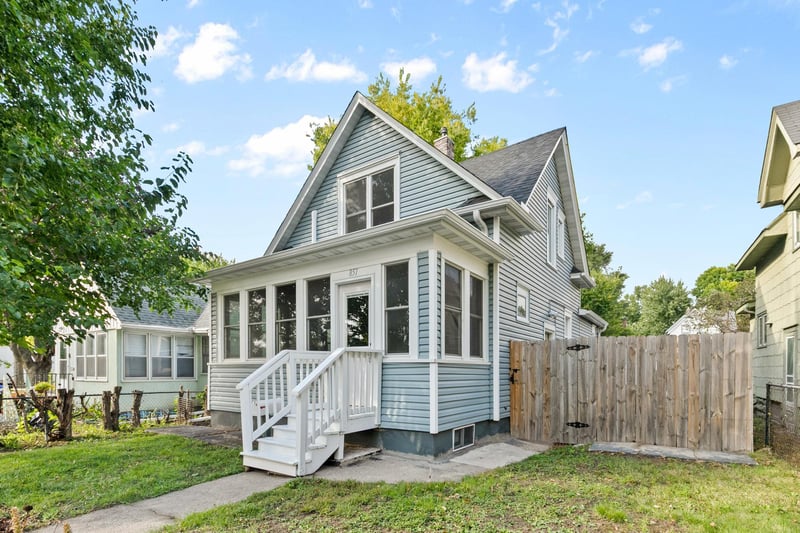 851 Blair Ave, Saint Paul, MN 55104