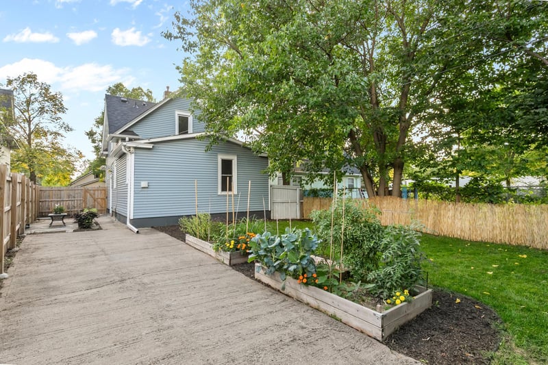 851 Blair Ave, Saint Paul, MN 55104