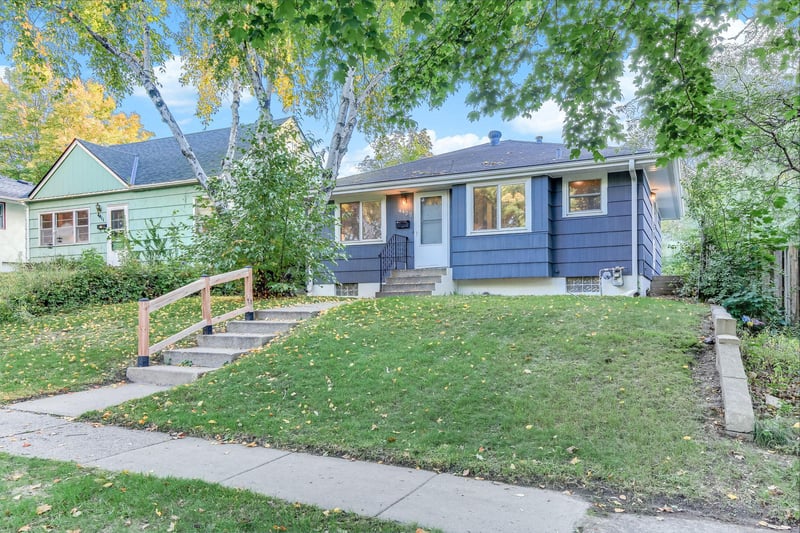 4407 Washington St NE, Columbia Heights, MN 55421