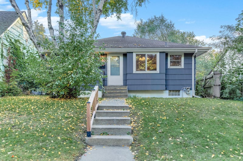 4407 Washington St NE, Columbia Heights, MN 55421