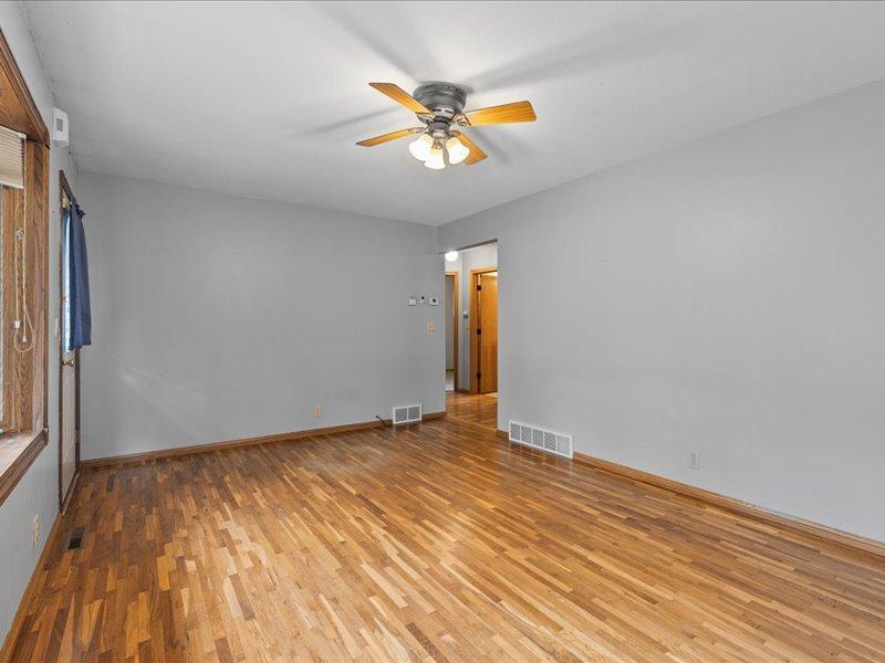 13380 Memorywood Dr, Baxter, MN 56425
