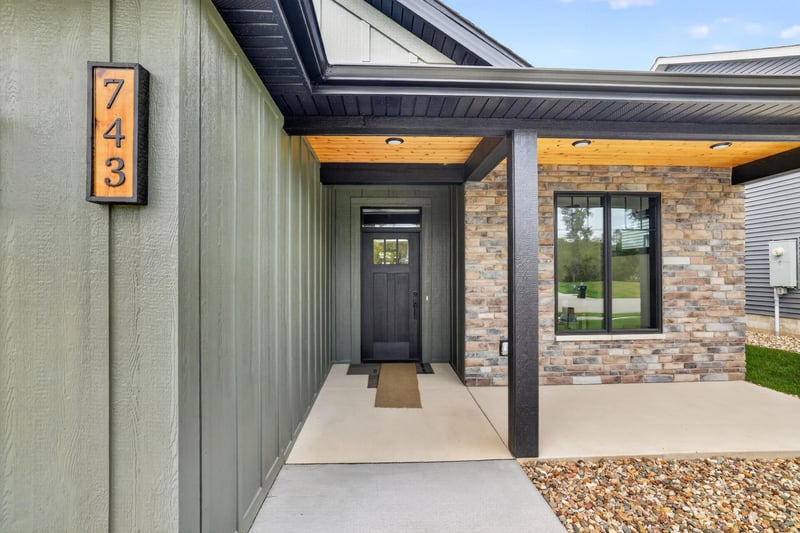 743 Kodiak Dr NW, Stewartville, MN 55976