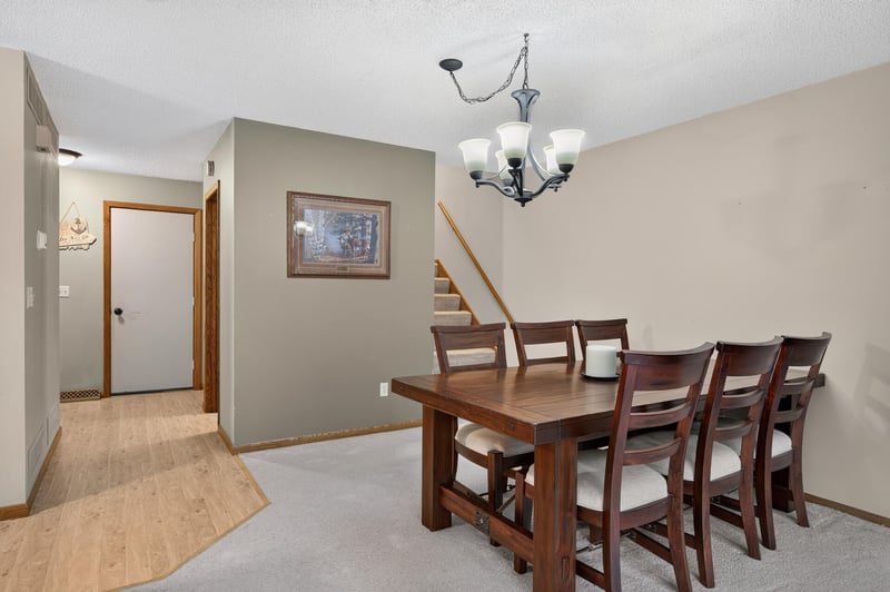 149 Riverview Dr #6, Monticello, MN 55362