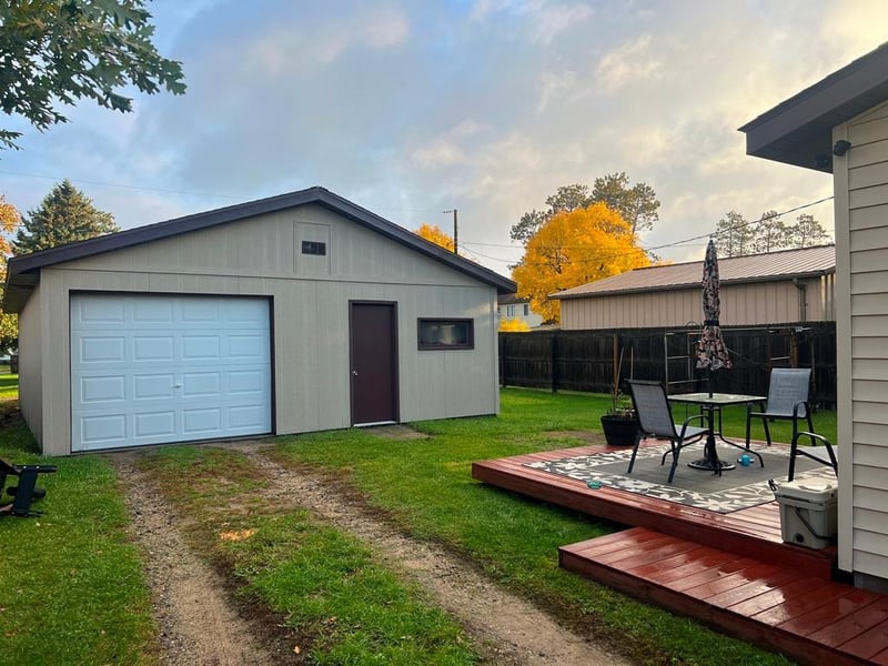 455 NW 1st St, Cohasset, MN 55721