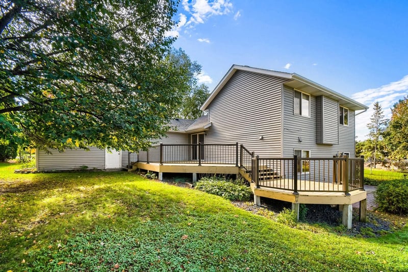 1186 Winter Ct, Hastings, MN 55033