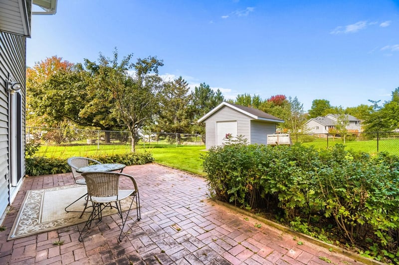 1186 Winter Ct, Hastings, MN 55033