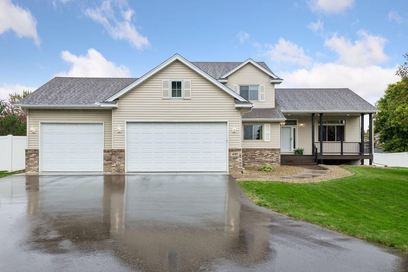 4181 Jason Ct NE, Saint Michael, MN 55376