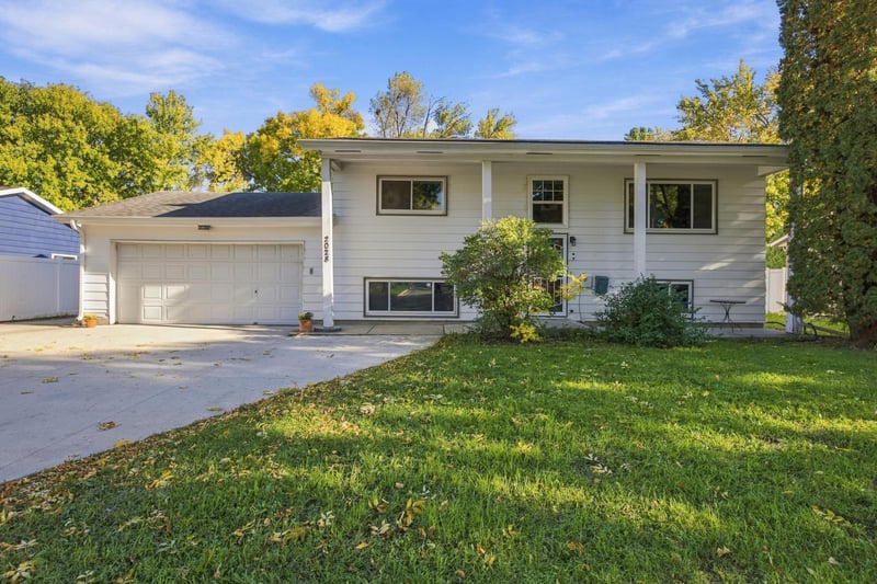 2028 16th St S, Moorhead, MN 56560