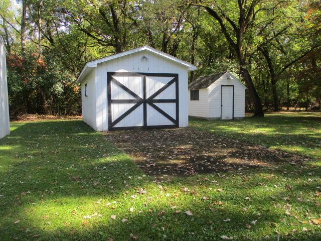 6102 NE River Rd, Sauk Rapids, MN 56379