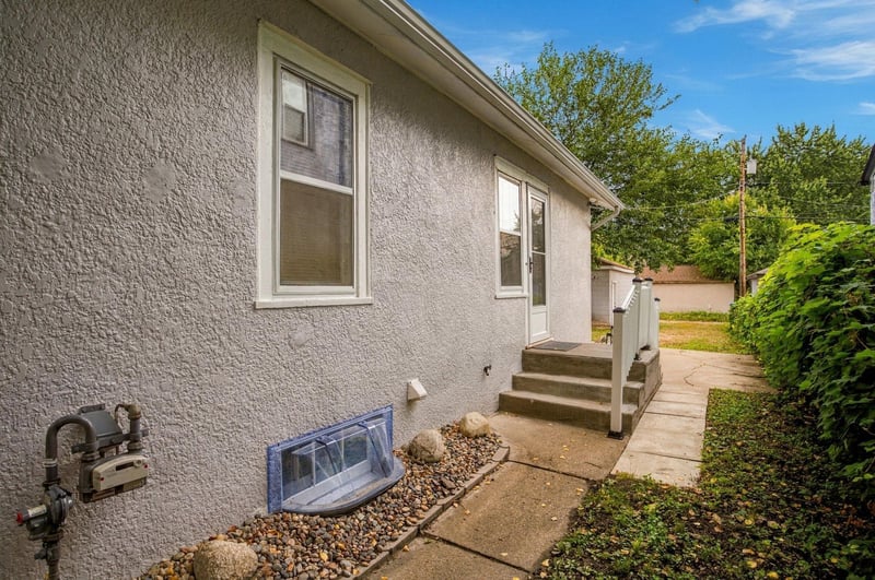 1428 Vincent Ave N, Minneapolis, MN 55411
