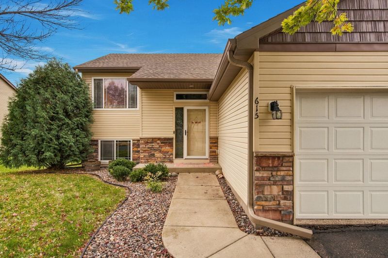 615 Dillon Ave N, Montrose, MN 55363
