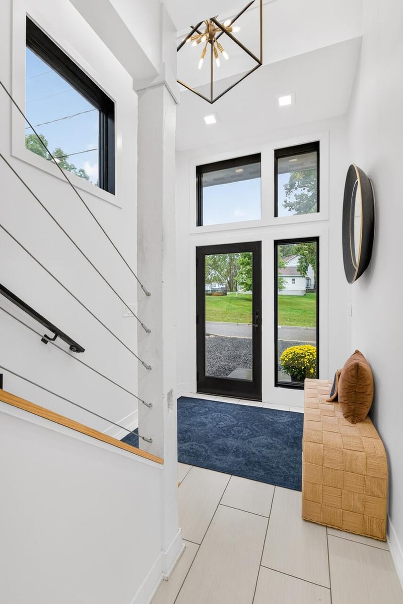 3021 Lake Shore Blvd, Minnetonka, MN 55391