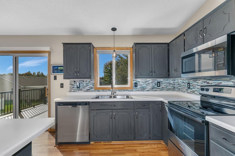 1104 E Able St, Saint Joseph, MN 56374