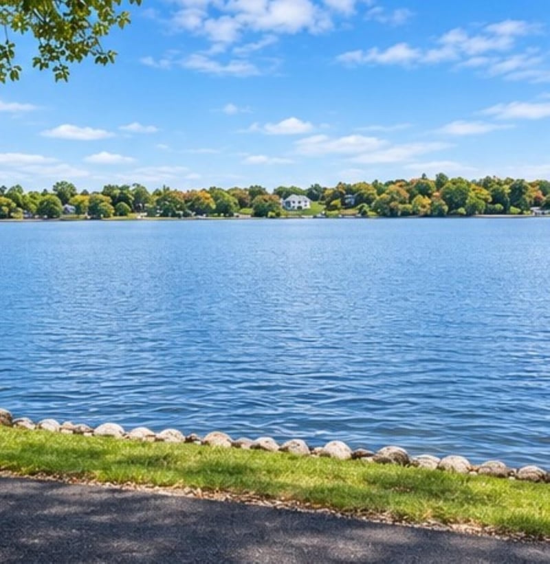 1240 W Lake Cowdry Rd NW, Alexandria, MN 56308
