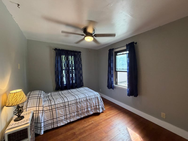 513 W Lincoln St, Luverne, MN 56156