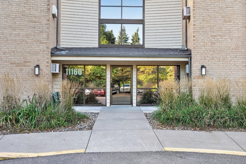 11160 Anderson Lakes Pw #214, Eden Prairie, MN 55344