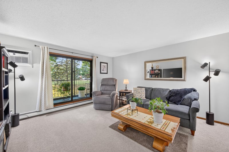 11160 Anderson Lakes Pw #214, Eden Prairie, MN 55344