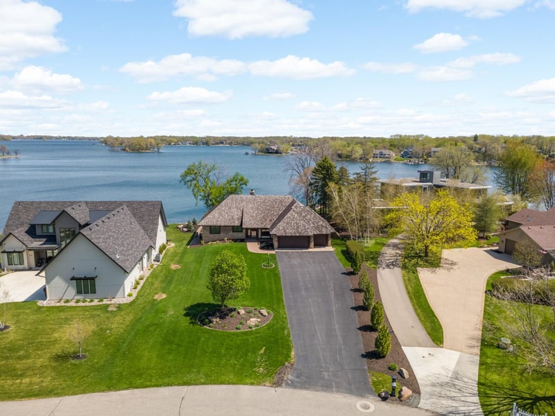 15283 Edgewater Cir NE, Prior Lake, MN 55372