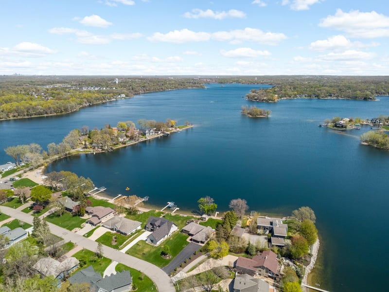 15283 Edgewater Cir NE, Prior Lake, MN 55372