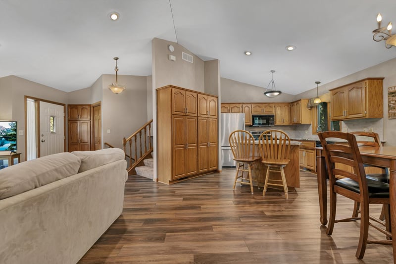 424 7th Ave N, Sartell, MN 56377