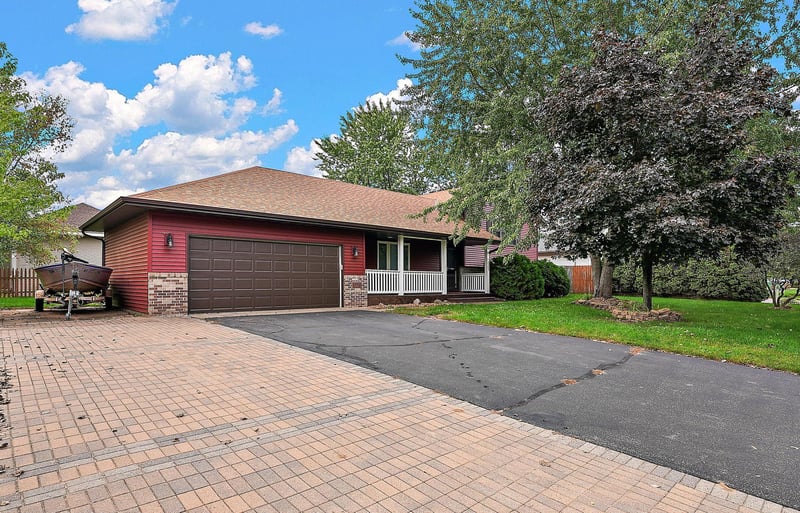 13290 1st Ave S, Zimmerman, MN 55398
