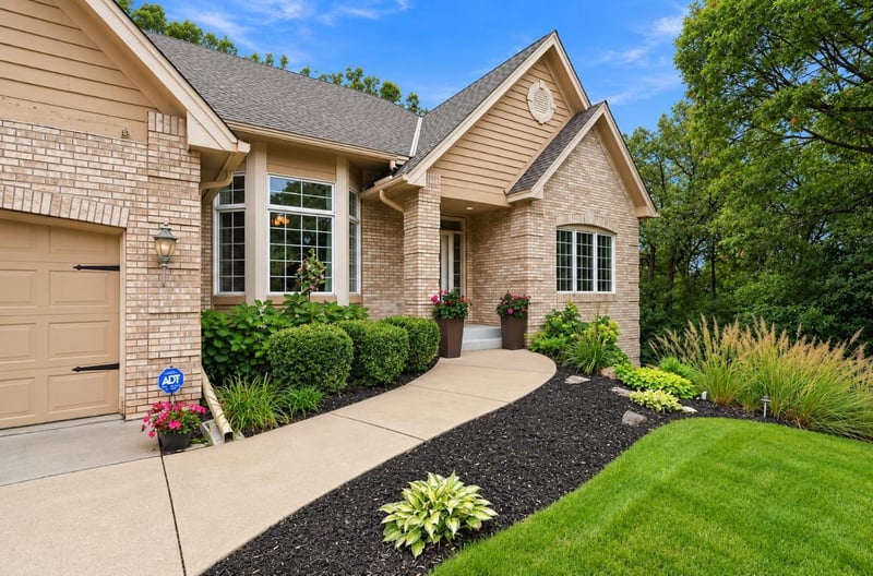 17700 Layton Pa, Lakeville, MN 55044