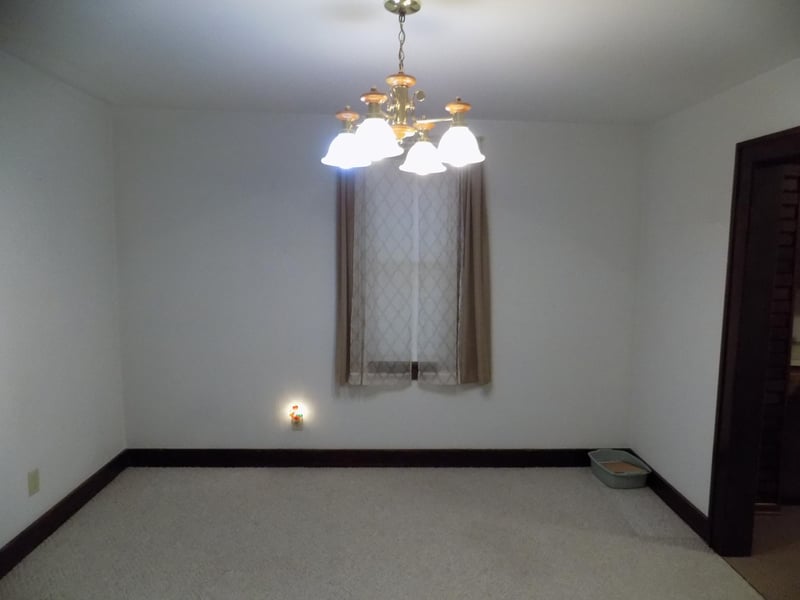 113 Center St, Jackson, MN 56143