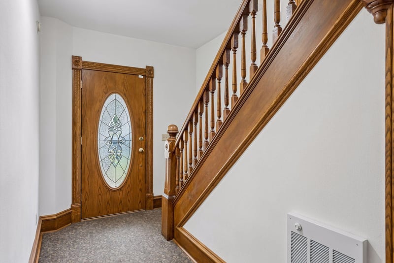 727 Madison St NE, Minneapolis, MN 55413