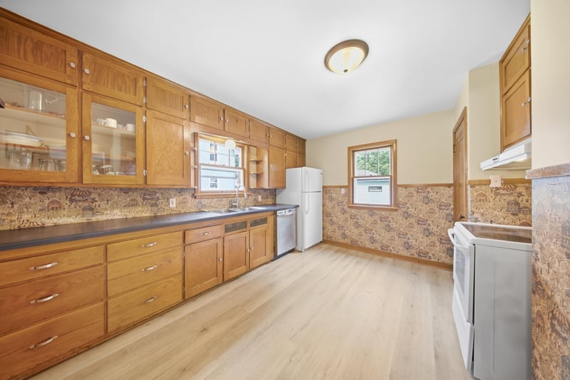 1014 5th Ave E, Menomonie, WI 54751