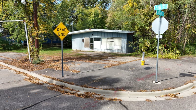 223 5th St S, Sauk Rapids, MN 56379