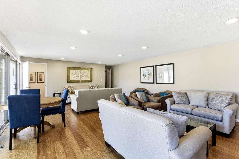 6305 Colony Way #2B, Edina, MN 55435