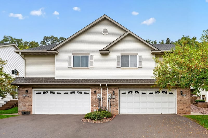 8379 143rd St W, Apple Valley, MN 55124