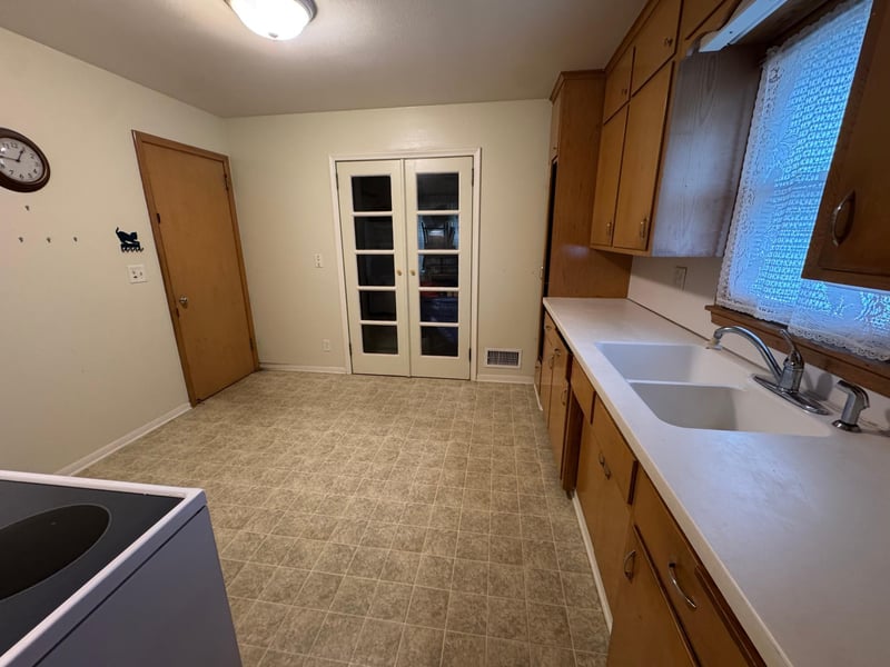 4906 Thomas Ave N, Minneapolis, MN 55430