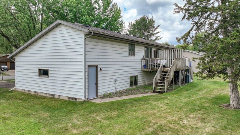 816-818 Dorbe St, Eau Claire, WI 54701