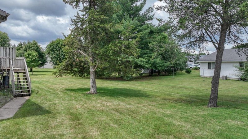 816-818 Dorbe St, Eau Claire, WI 54701