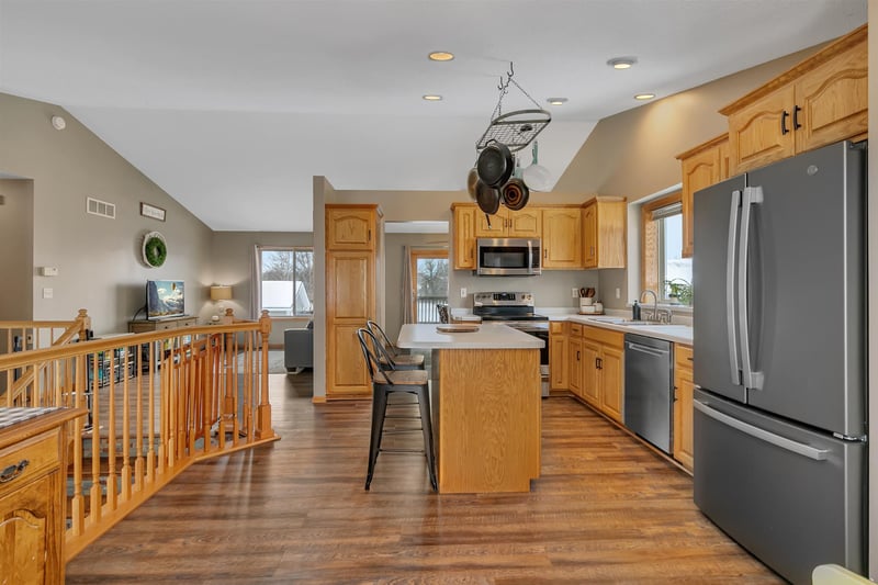 1024 4th St N, Sartell, MN 56377