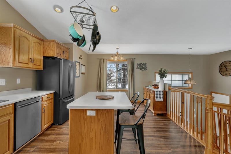 1024 4th St N, Sartell, MN 56377