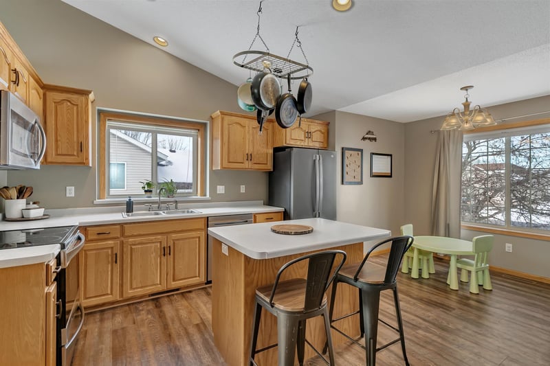 1024 4th St N, Sartell, MN 56377