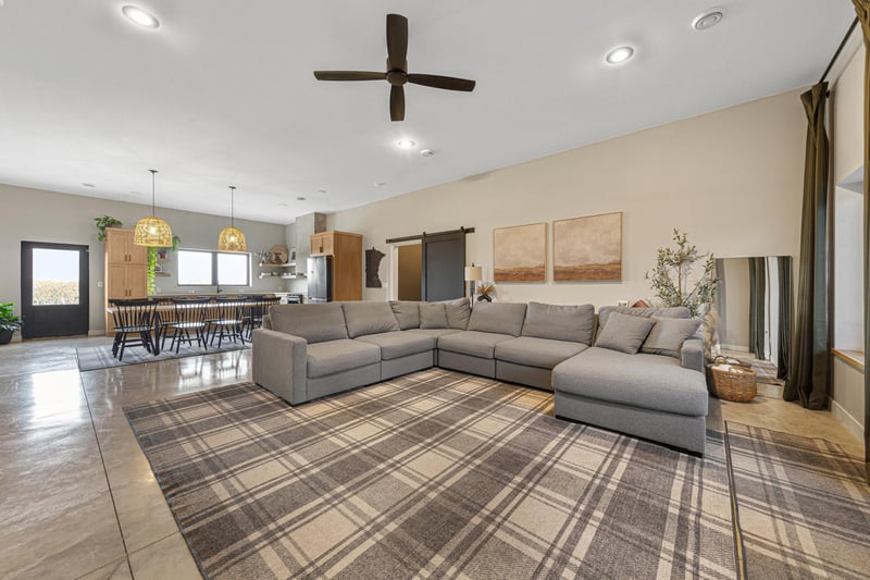 7403 SE 89th Ave, Claremont, MN 55924
