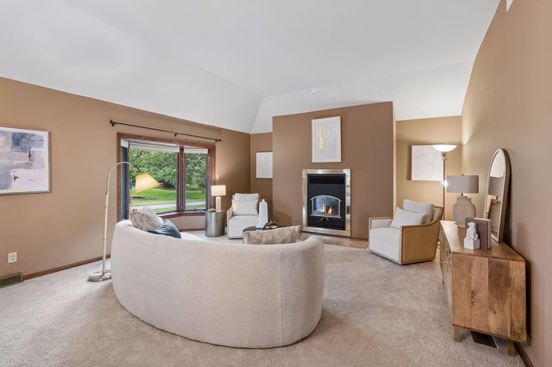 707 Hamline Ave S, Saint Paul, MN 55116