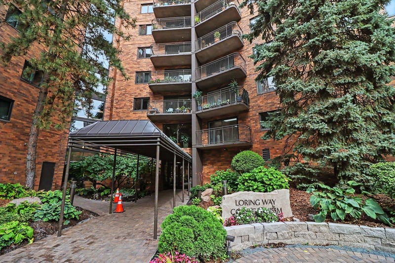 210 W Grant St #615, Minneapolis, MN 55403
