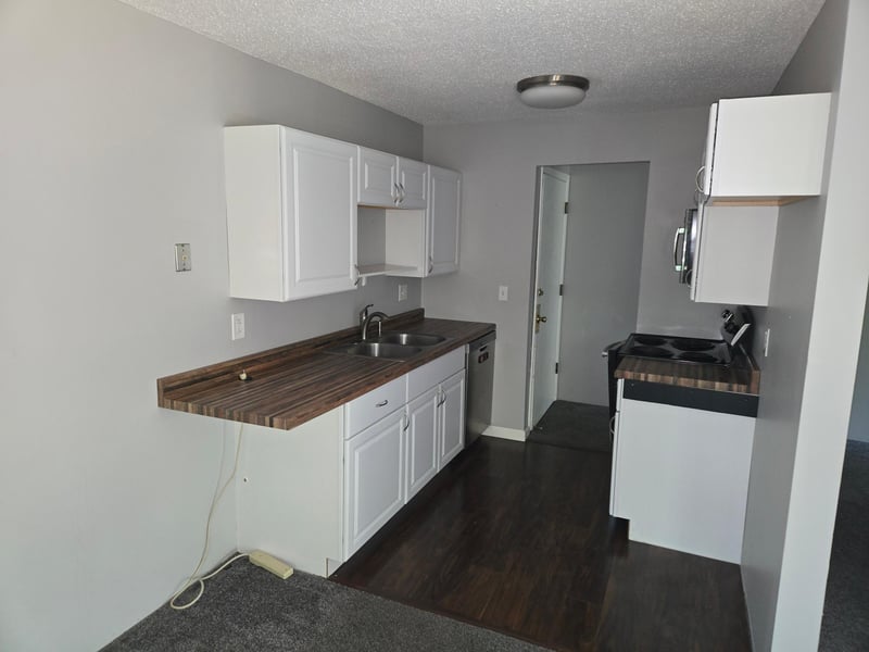 3421 Kent St #509, Shoreview, MN 55126