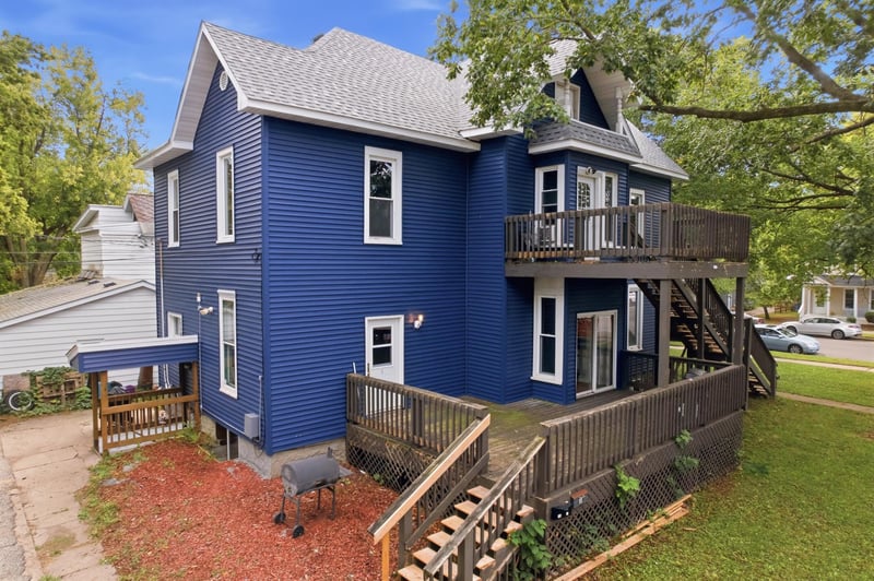 376 W Sanborn St, Winona, MN 55987