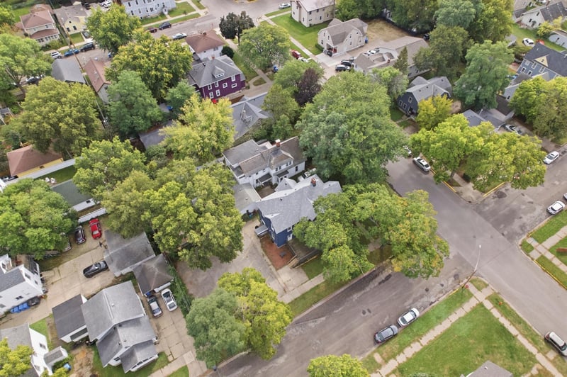 376 W Sanborn St, Winona, MN 55987