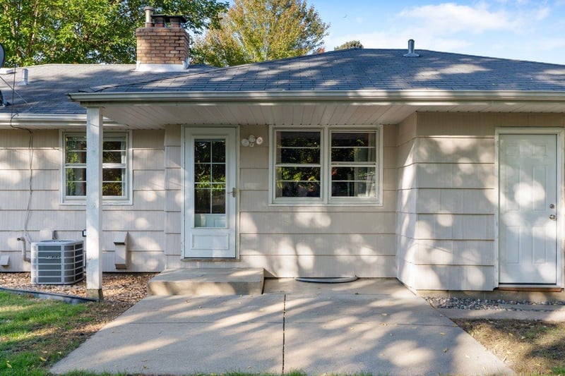 6737 Columbus Ave, Richfield, MN 55423